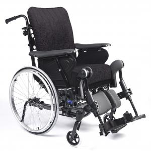 Manuell rullstol Invacare Rea Dahlia tiltbar komfortrullstol smal DSS steglös justering hjälpmedel äldre