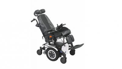 Invacare TDX SP2 eldriven rullstol inomhus utomhus mitthjulsdriven hjälpmedel permobil låg sitthöjd
