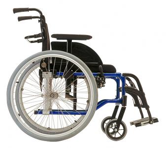 Manuell rullstol Invacare Rea Focus allround lättkörd justerbar kryssfälld hopfällbar