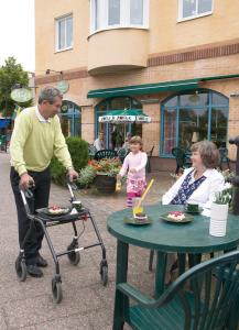 Dolomite Futura Rollator upphandlad lättvikt rollator stabil välkänd rullator lättbromsad