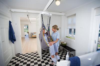 Invacare Robin taklyft säker förflyttning lyftband lyftsele motordriven långa lyftband hög brukarvikt